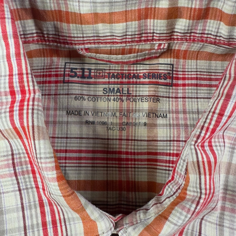 5.11 Tactical Series Shirt Mens Small Red Orange Plaid Outdoor Button Down‎ S/S - Picture 4 of 5